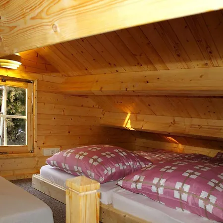 Wunderschoenes Blockbohlenhaus Am Plauer *